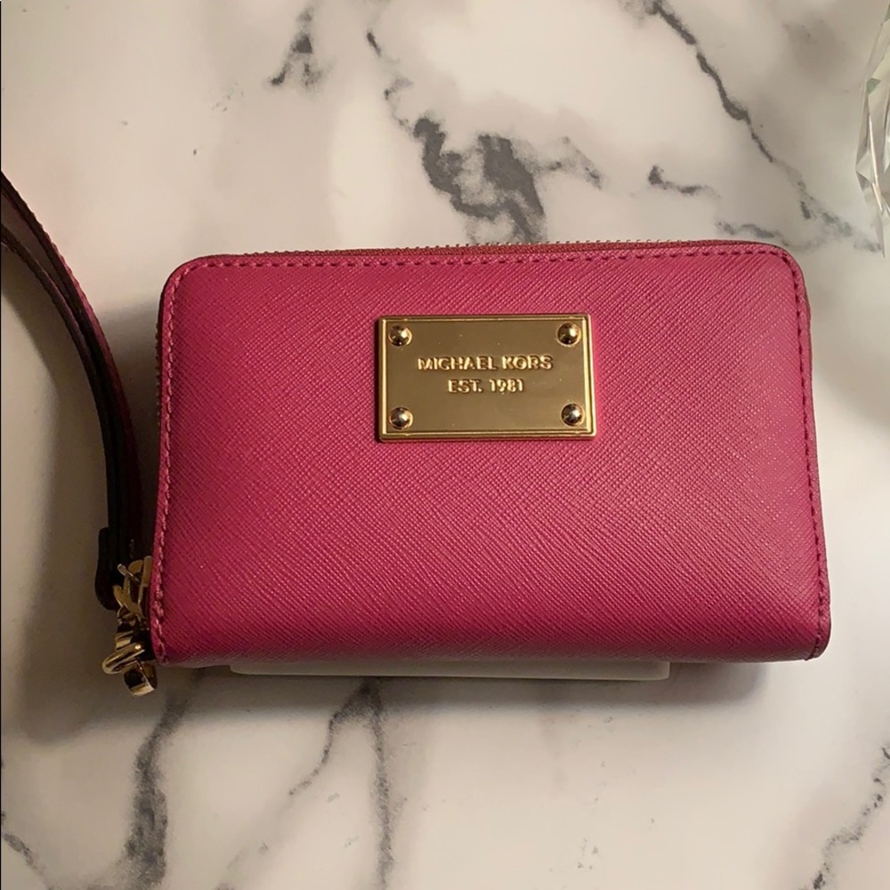 Michael Kors Wristlet